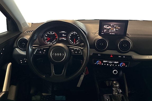 Audi Q2 8 of 21