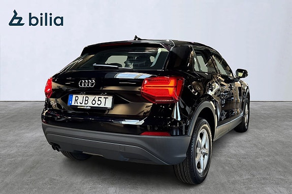 Audi Q2 4 of 21