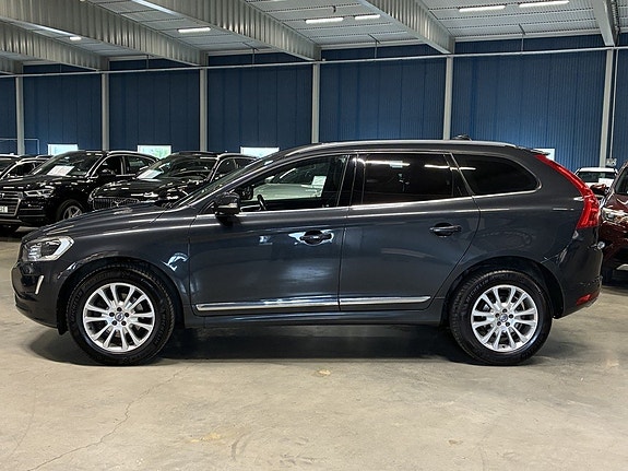 Volvo XC60 7 of 20