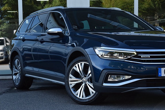 Volkswagen Passat Alltrack 4 of 30