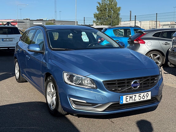Volvo V60 12 of 17