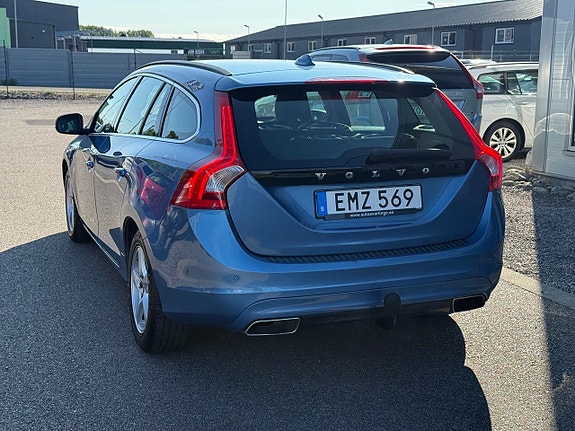 Volvo V60 6 of 17