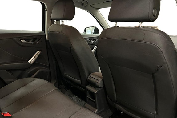 Audi Q2 6 of 15