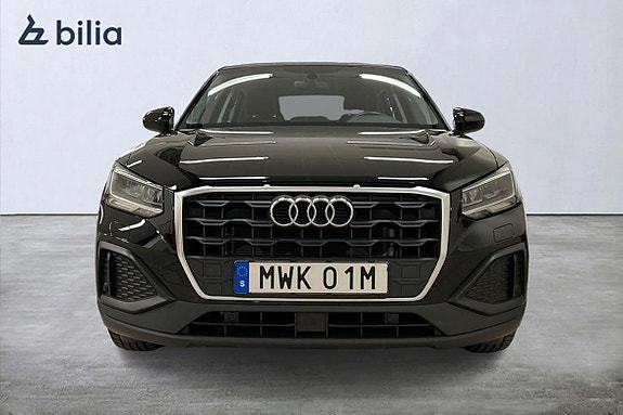 Audi Q2 4 of 15