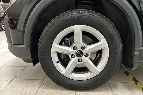 Audi Q2 13 of 15