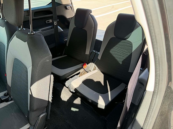 Citroen Grand C4 Picasso 7 of 9