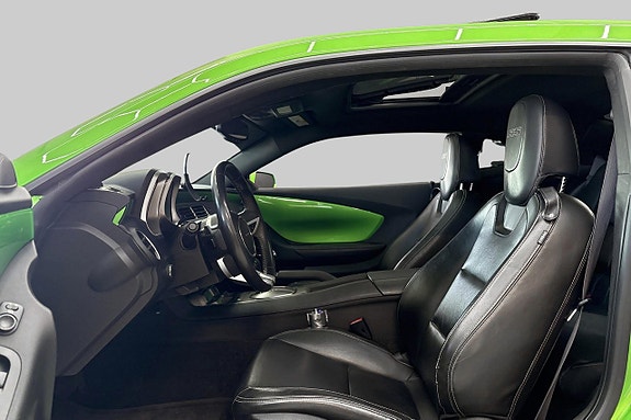 Chevrolet Camaro 8 of 18