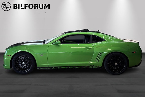 Chevrolet Camaro 2 of 18