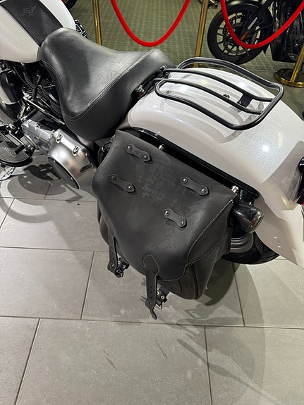 Harley-Davidson FAT BOY FLSTFB 8 of 8