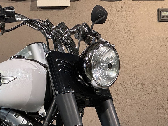 Harley-Davidson FAT BOY FLSTFB 7 of 8
