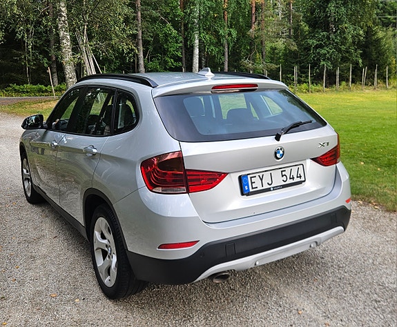 BMW X1 4 of 8