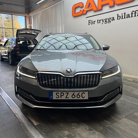 Skoda Superb 6 of 13