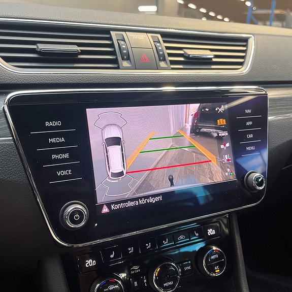 Skoda Superb 13 of 13