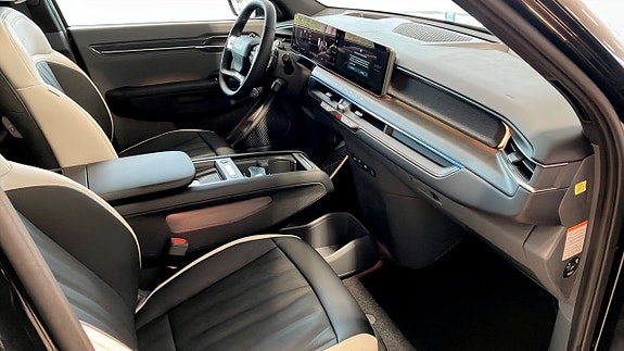 Kia EV9 3 of 12