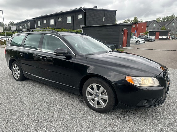 Volvo V70 14 of 16