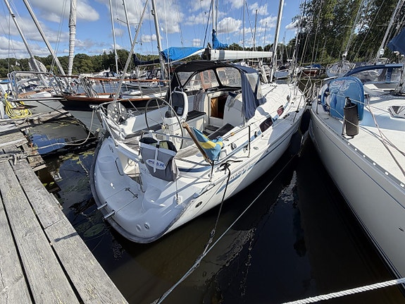Bavaria 30 cruiser 21 of 23