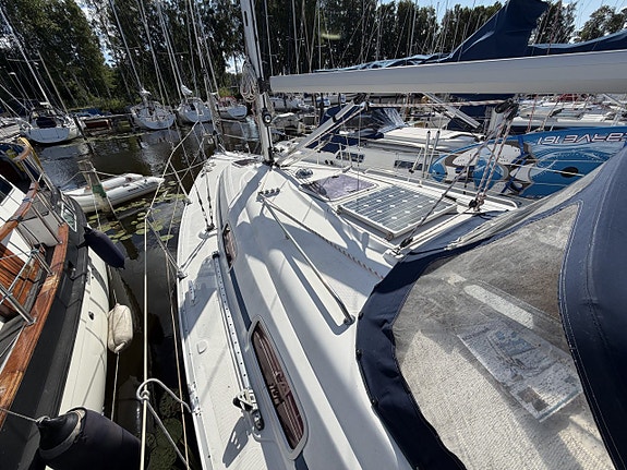 Bavaria 30 cruiser 19 of 23
