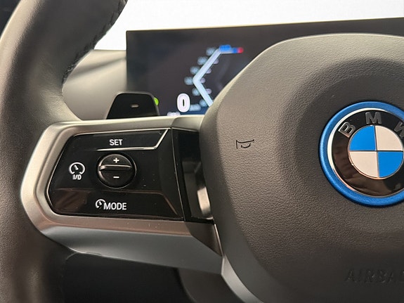 BMW 530e 29 of 30