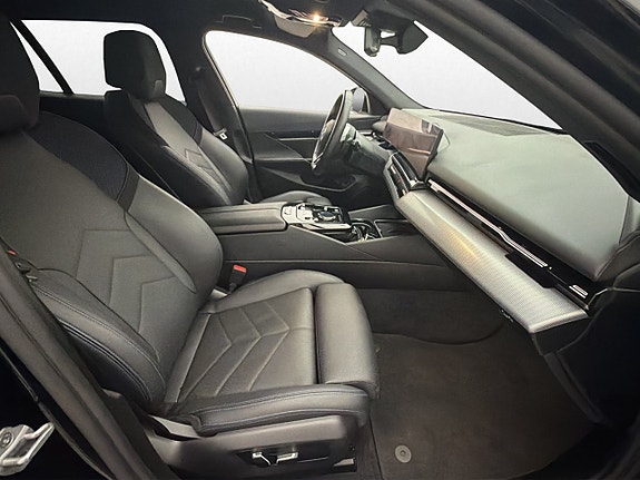 BMW 530e 16 of 30