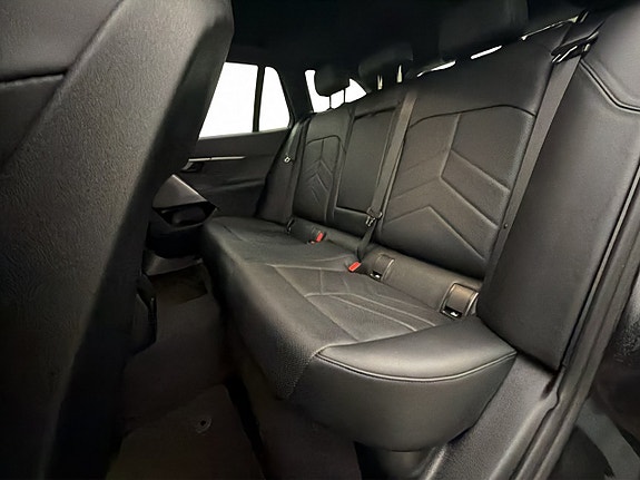 BMW 530e 18 of 30