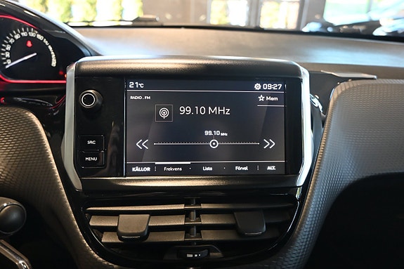 Peugeot 2008 13 of 19