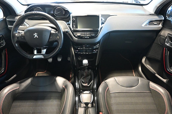 Peugeot 2008 9 of 19