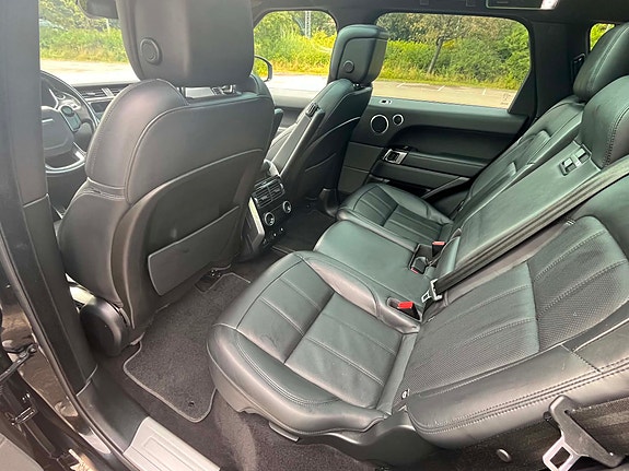 Land Rover Range Rover Sport 6 of 11
