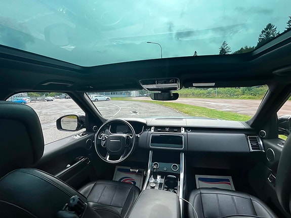 Land Rover Range Rover Sport 11 of 11