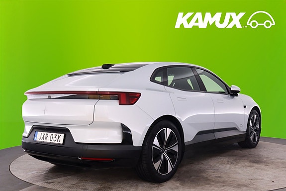 Polestar 4 4 of 26