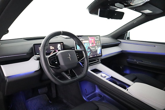 Polestar 4 11 of 26