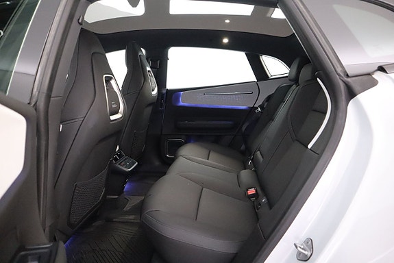 Polestar 4 14 of 26