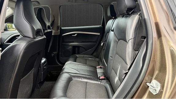 Volvo V70 8 of 8