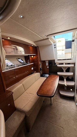 Sea Ray 335 4 of 12