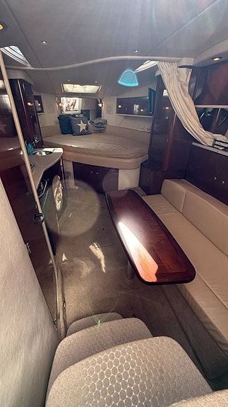 Sea Ray 335 6 of 12