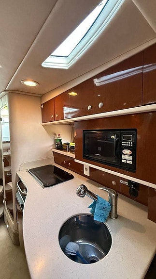 Sea Ray 335 5 of 12