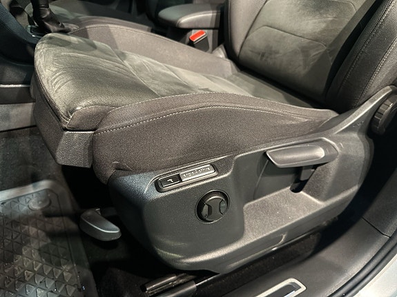 Volkswagen Tiguan 18 of 24