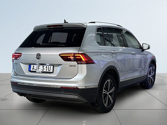 Volkswagen Tiguan 6 of 24