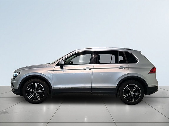 Volkswagen Tiguan 4 of 24