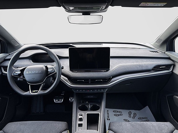 Skoda Enyaq RS 12 of 15
