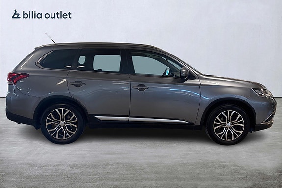 Mitsubishi Outlander 9 of 26