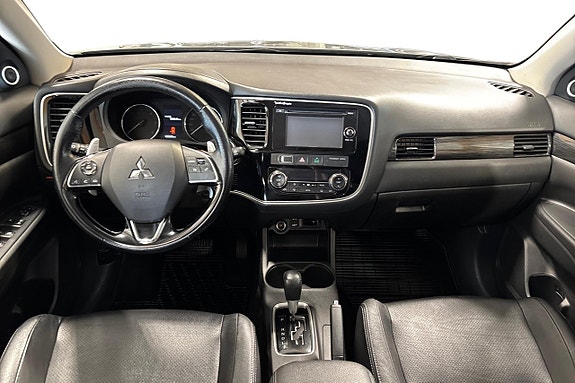 Mitsubishi Outlander 13 of 26