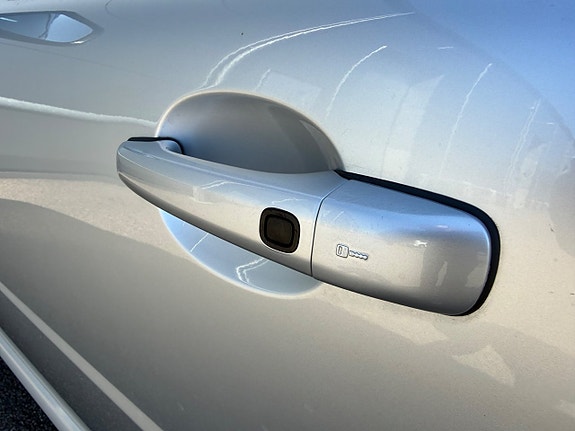 Volvo V70 18 of 24