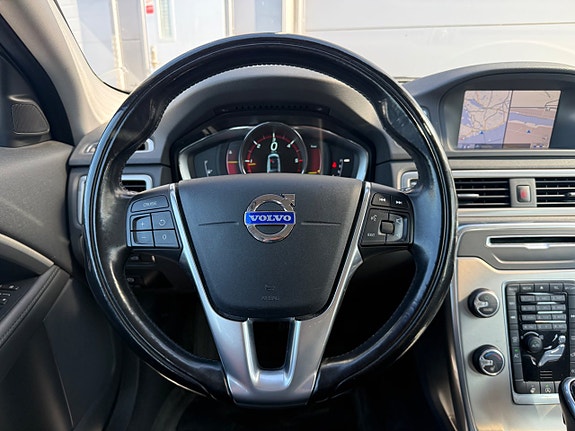 Volvo V70 9 of 24