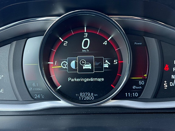 Volvo V70 15 of 24