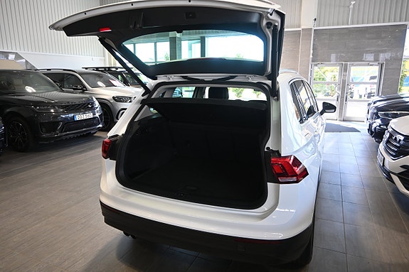 Volkswagen Tiguan 13 of 27
