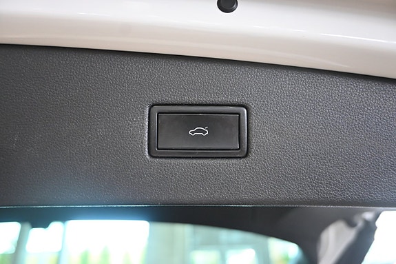 Volkswagen Tiguan 14 of 27