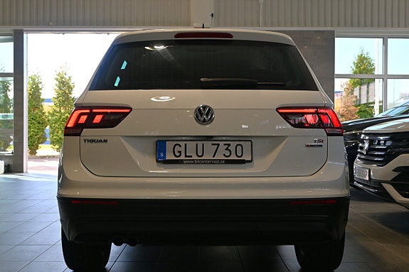 Volkswagen Tiguan 4 of 27