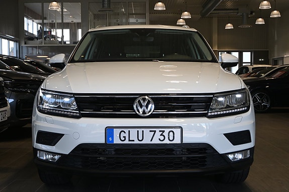 Volkswagen Tiguan 5 of 27