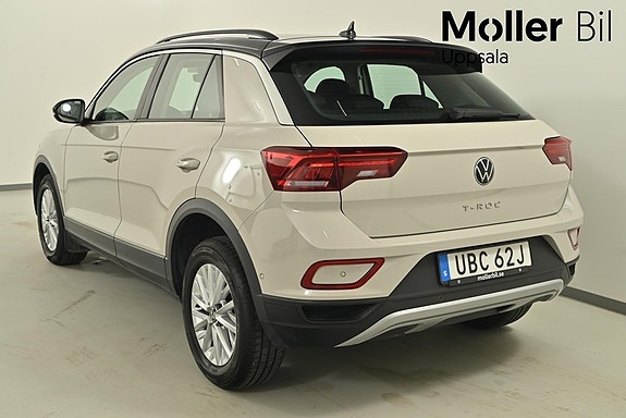 Volkswagen T-Roc 8 of 13