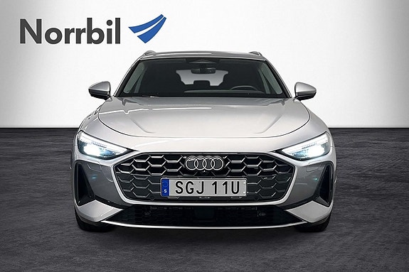 Audi A5 2 of 17